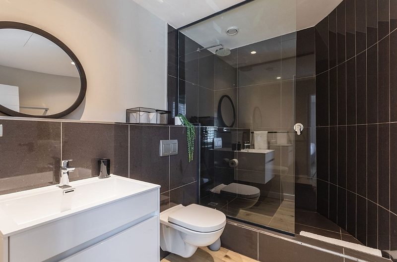 The bathroom at Two Twenty Loop