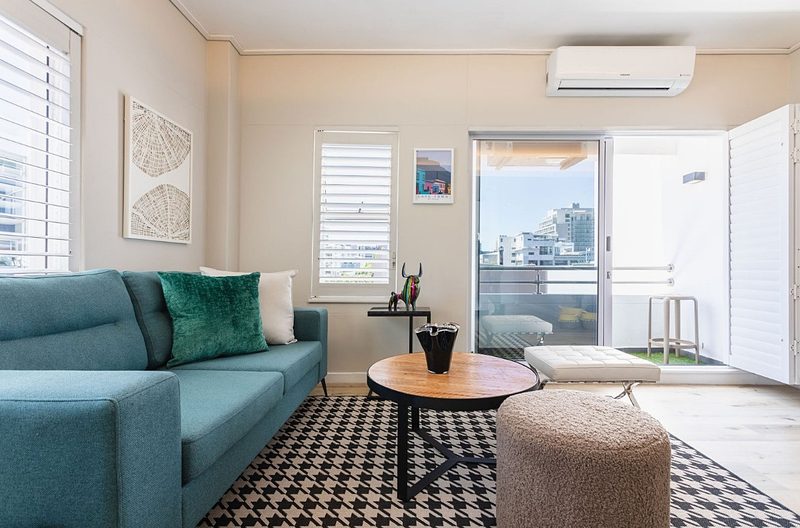 The living room at Two Twenty Loop