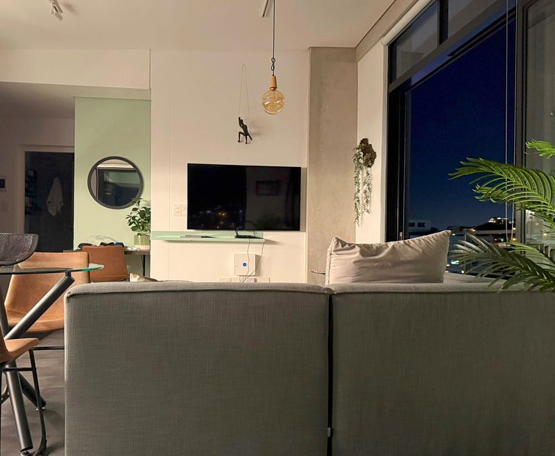 The kitchen and lounge at One26 on M in the evening